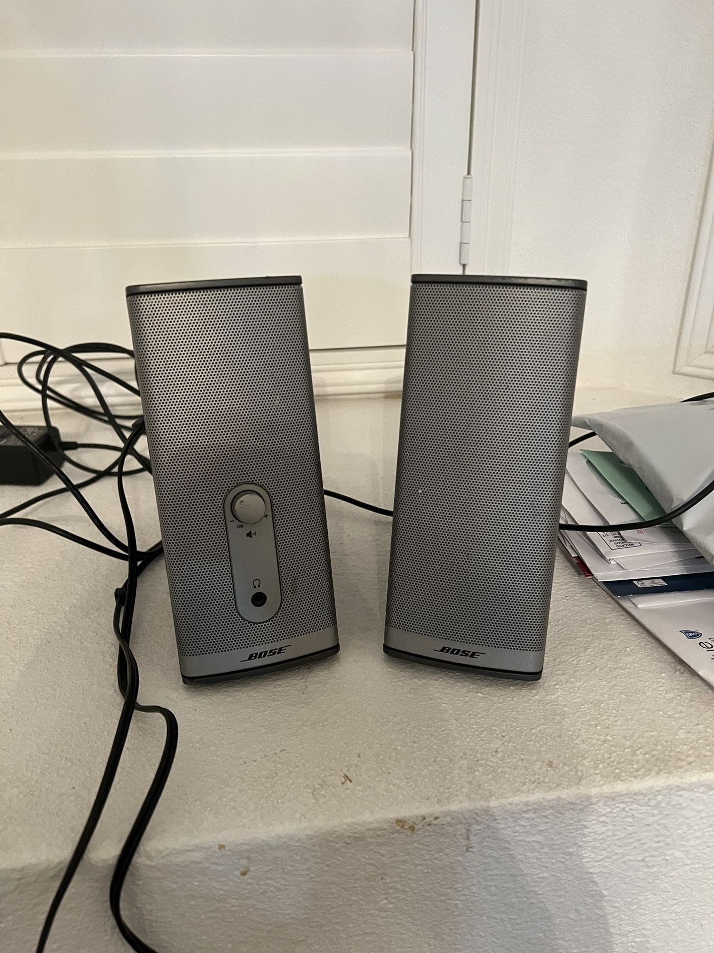 BOSE desktop Speakers