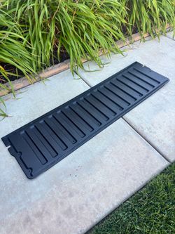 OEM TOYOTA 3RD GEN 2016-2023 TAILGATE INSERT