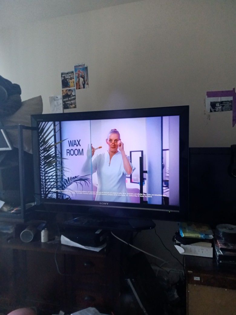 Flat Screen TV Works Fine