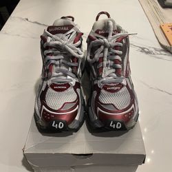 Balenciaga runner