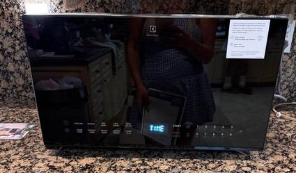 Electrolux 30” Built-In Microwave – Black**