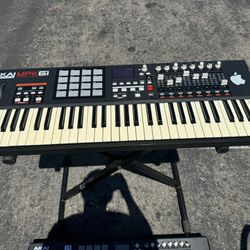 Akai Professional MPK61 Keyboard Controller 