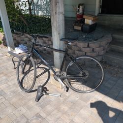 Trek 7.3 FX Hybrid Bike (Black) With Bontrager Seat & Tires Shimano Gears