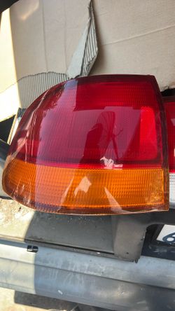 1998 Honda Civic tail lights
