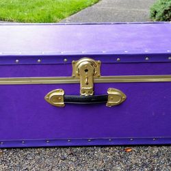 Purple/Gold Footlocker