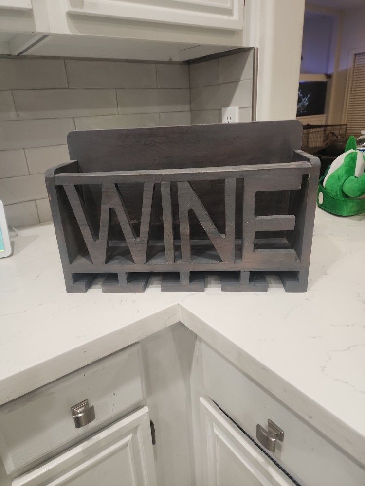 Wine Bottle Holder