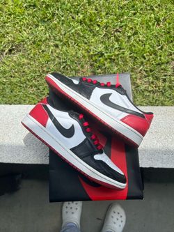 Air Jordan 1 Low Black Toe (2023)