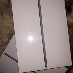 New Apple iPad 10.2 Inch Space Gray For Sale Or Trade For iPhone 11 Pro Max