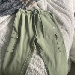 Olive Nike Cargo Jogger