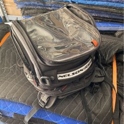 Nelson Rigg Bag 