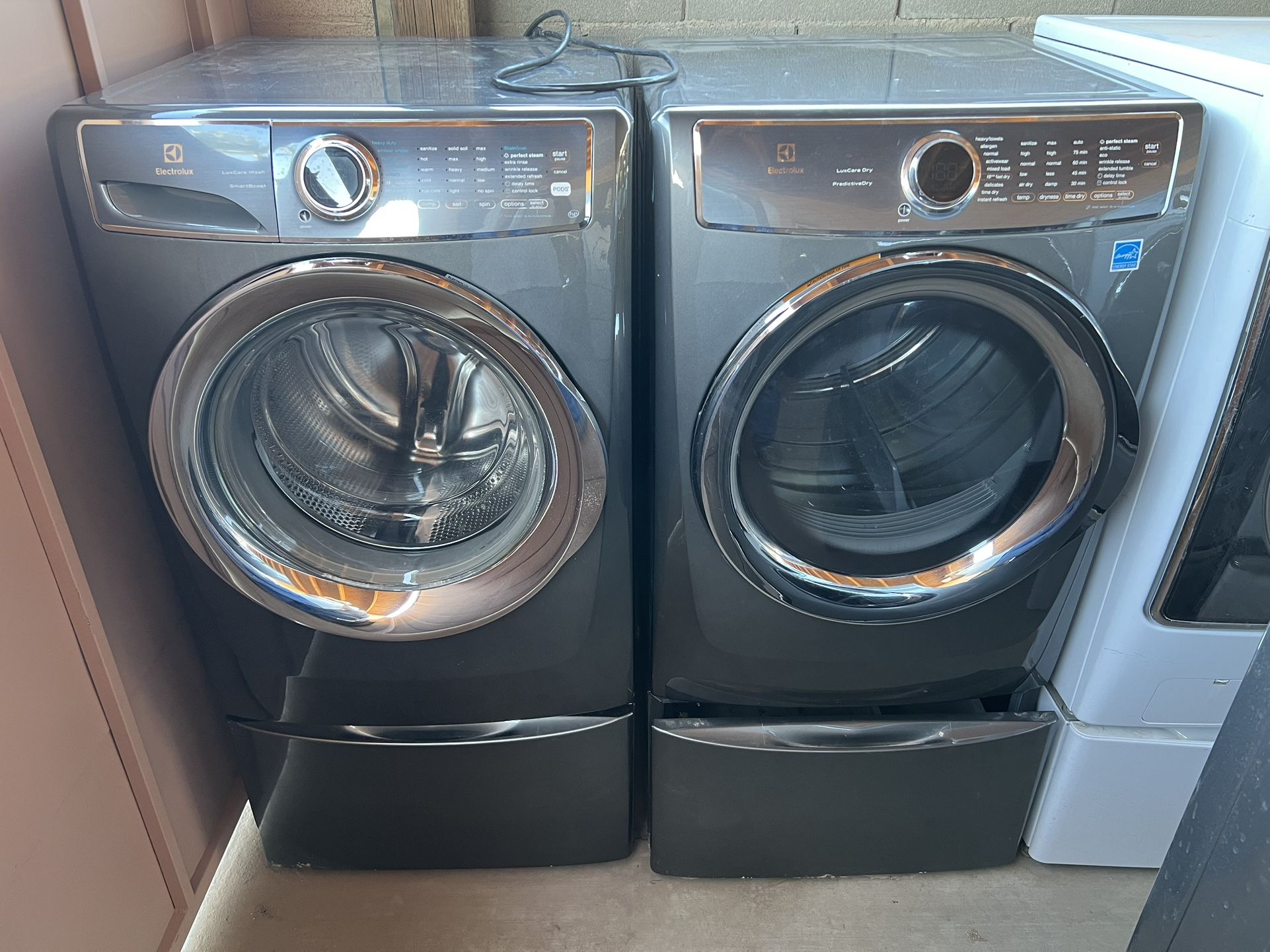 Electrolux Washer And Dryer