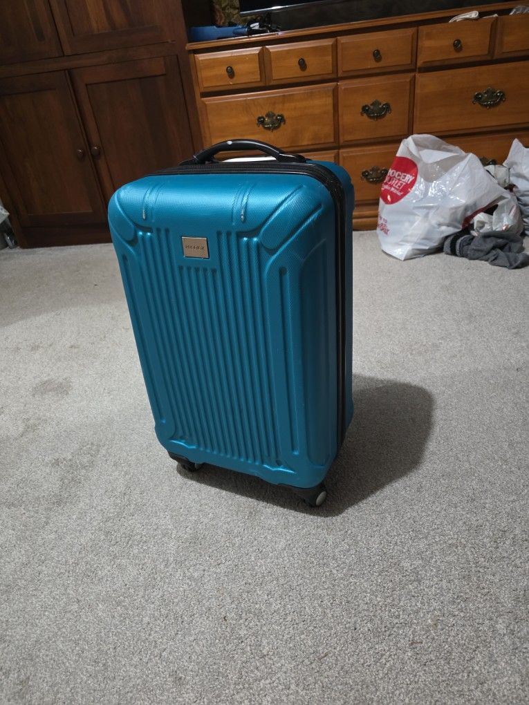 Carry-on Lugage