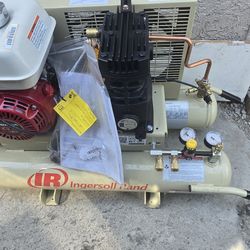 Ingersoll Rand
Reciprocating 8 Gal. 135 Max PSI, 5.5 HP Honda Portable Gas Wheelbarrow Air Compressor