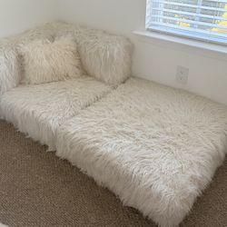 Pottery Barn, Kids Couch ! 