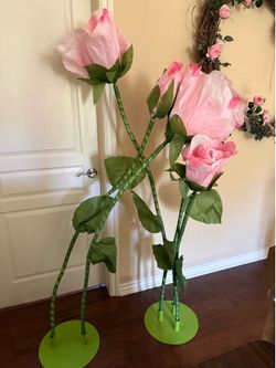 Giant Roses Props with Stands