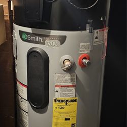 A. O. SMITH SIGNATURE ELECTRIC WATER HEATER WITH HEAT PUMP......50 GALLON....$ 600