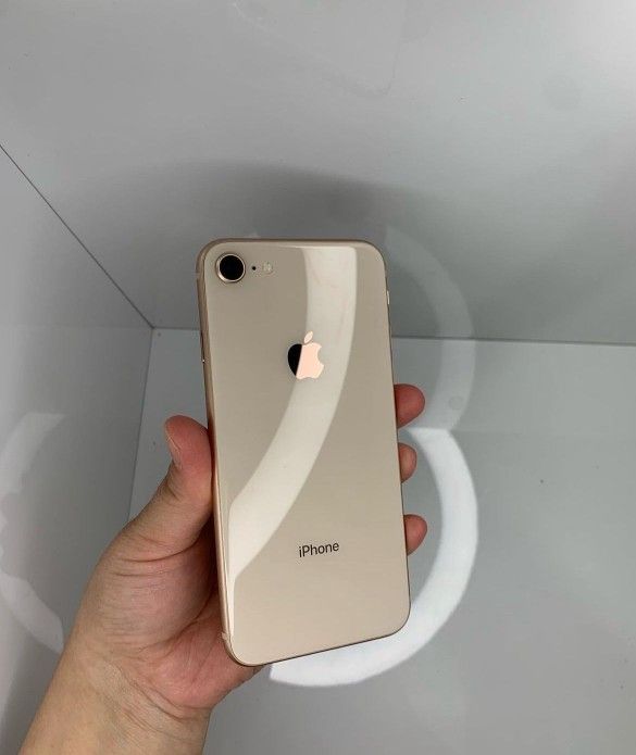 iPhone 8 64GB Unlocked
