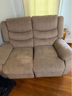 Recliner 2 seat FREE