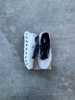 White On Cloudtilt (Size 8, 8.5, 9, 9.5, 10, 10.5, 11, 11.5)