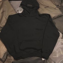 Essentials L Hoodie Deal 