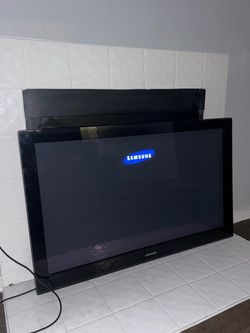 55” Heavy Samsung television