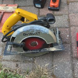 DeWalt 7 1/4” Circular Saw