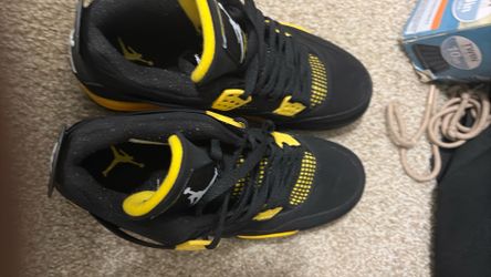 Jordan 4s