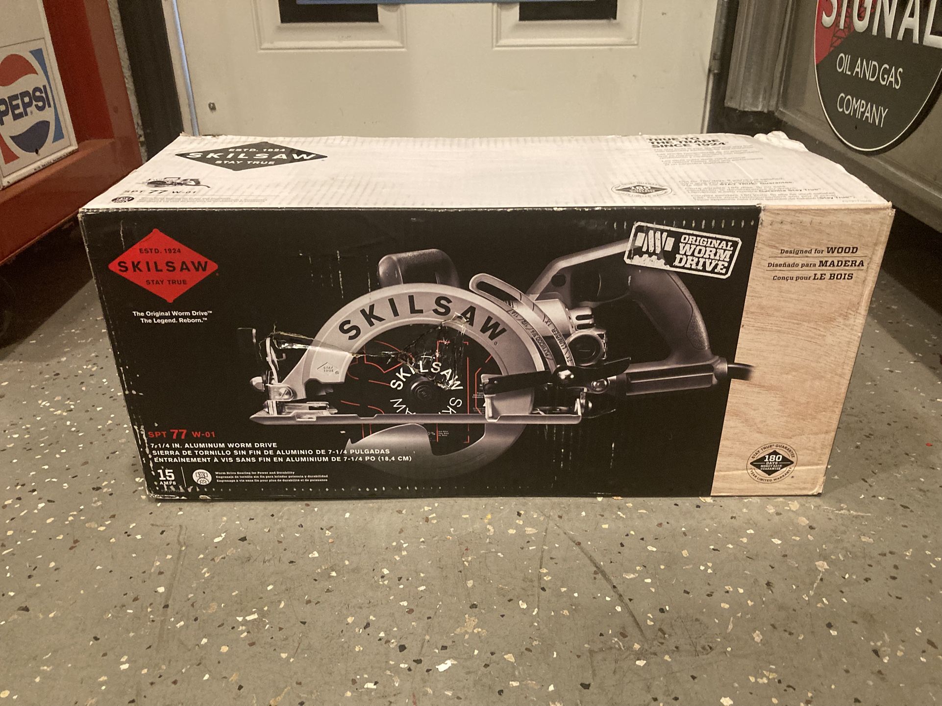 Saw Skilsaw 77 Worm Drive Brand New Unopened Box