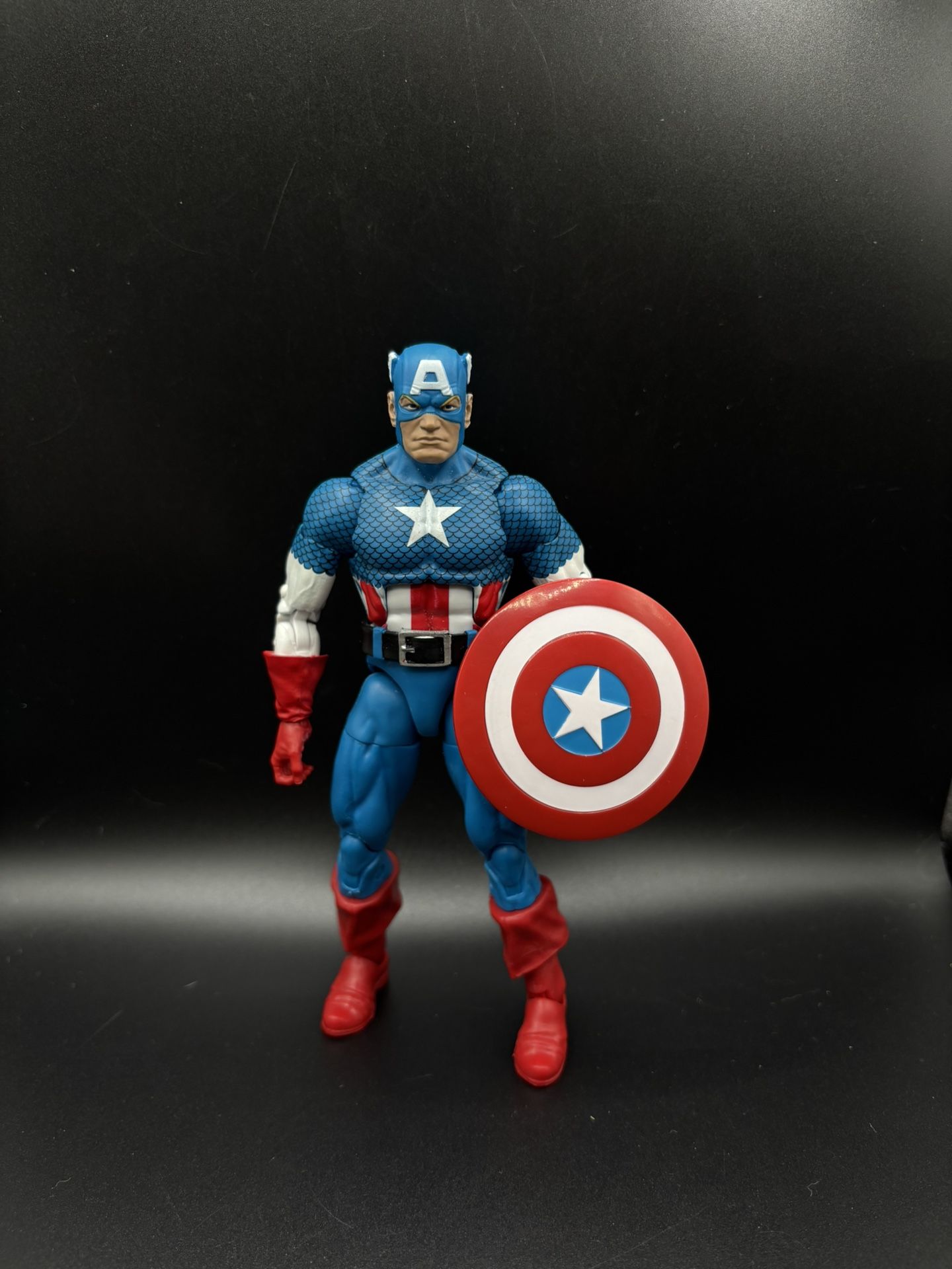 Captain America Marvel Legend 