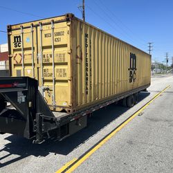 40’ shipping Container
