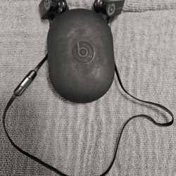 Beat Powerbeats 3