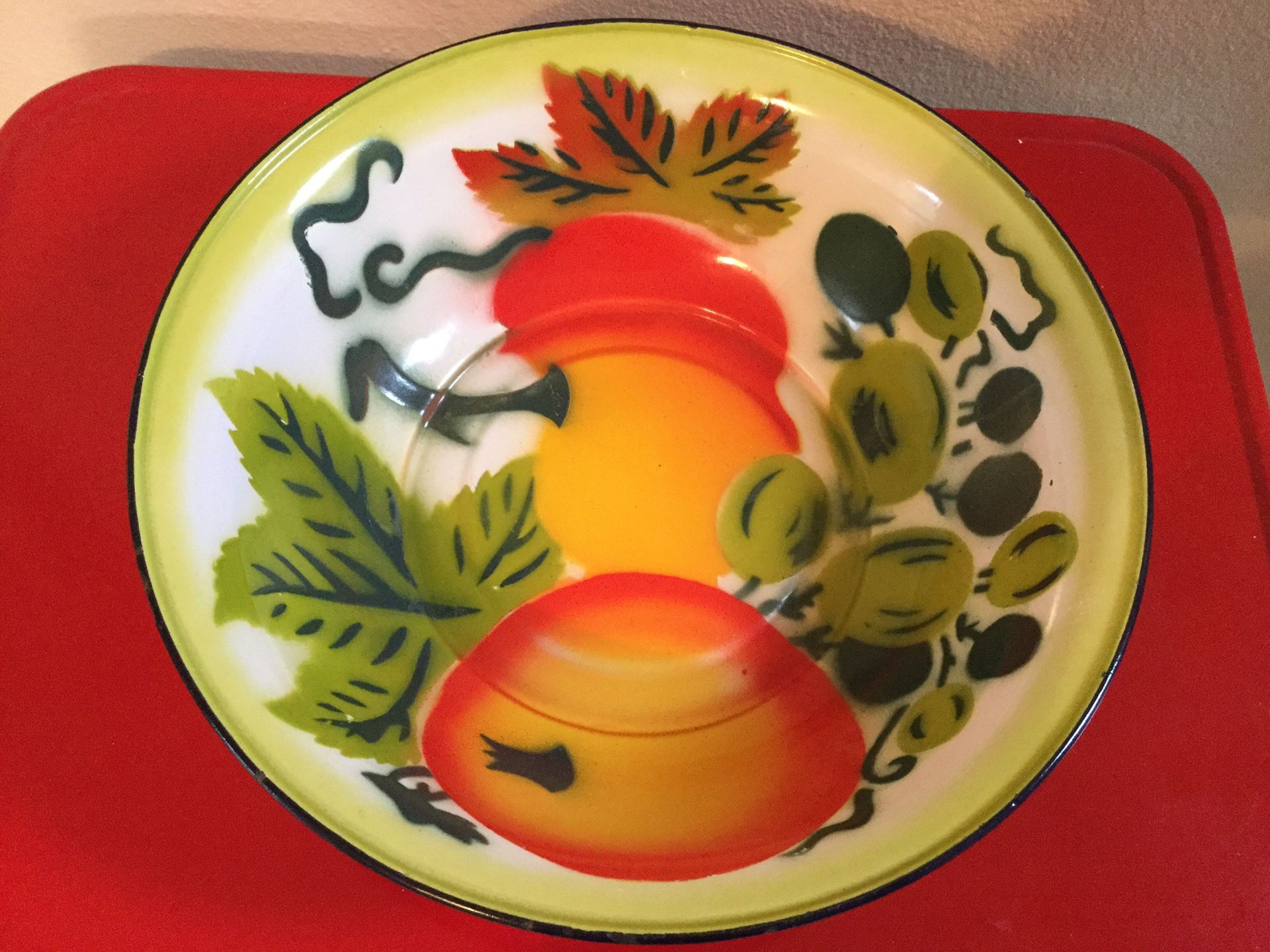 Old metal fruit bowl