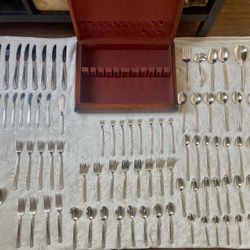 King Edward Silverplate Flatware Set w/ Wood Chest (Large Set + Servers)