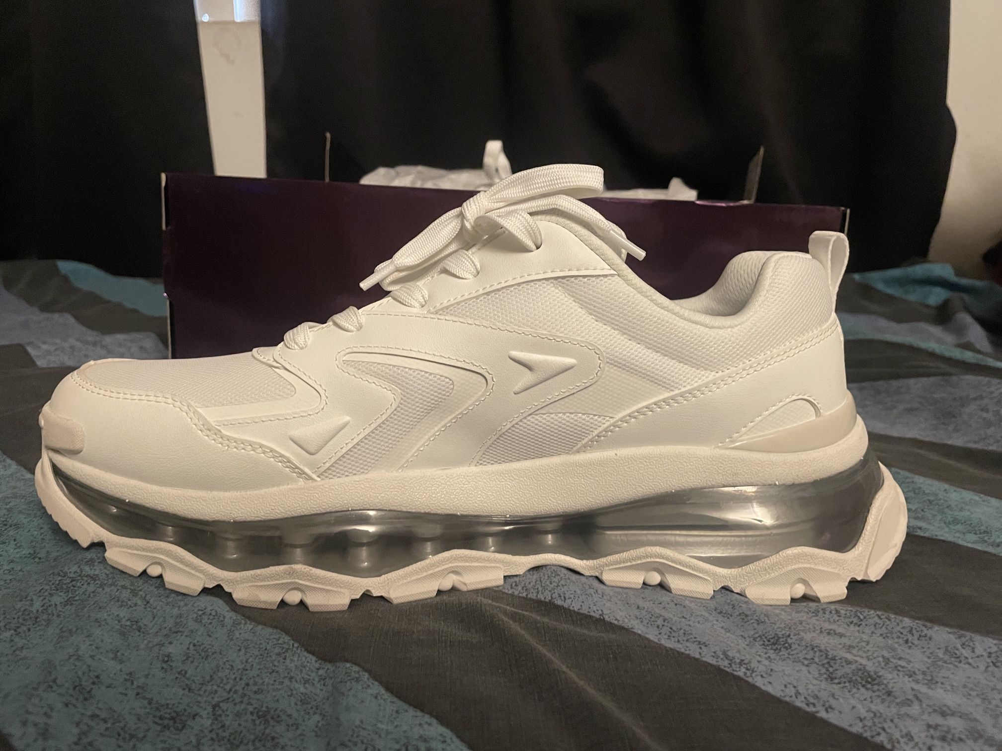 skechers Uno chaos Freak zap white