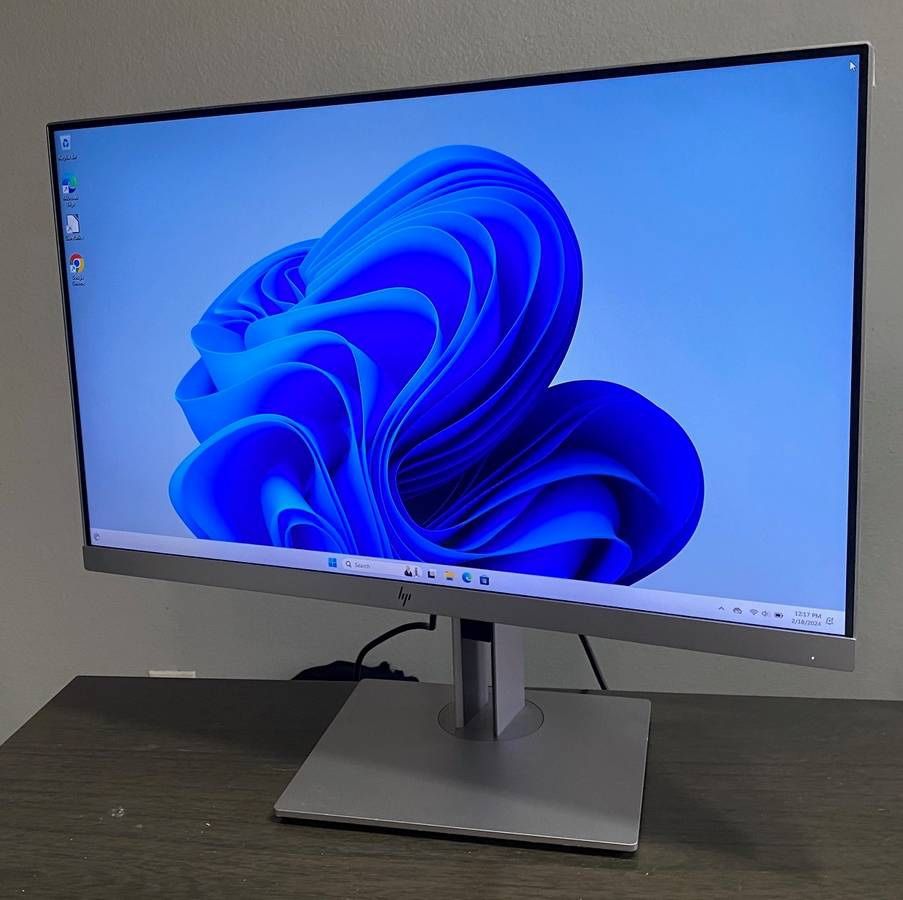 HP EliteDisplay E243 24" frameless Monitor