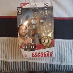 WWE Elite 87 Santos Escobar