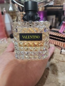 Valentino Full Size 90 Percent Full