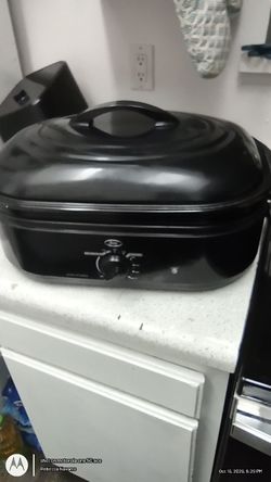 Oster 18-Quart Roaster Oven with Self-Basting Lid, Black