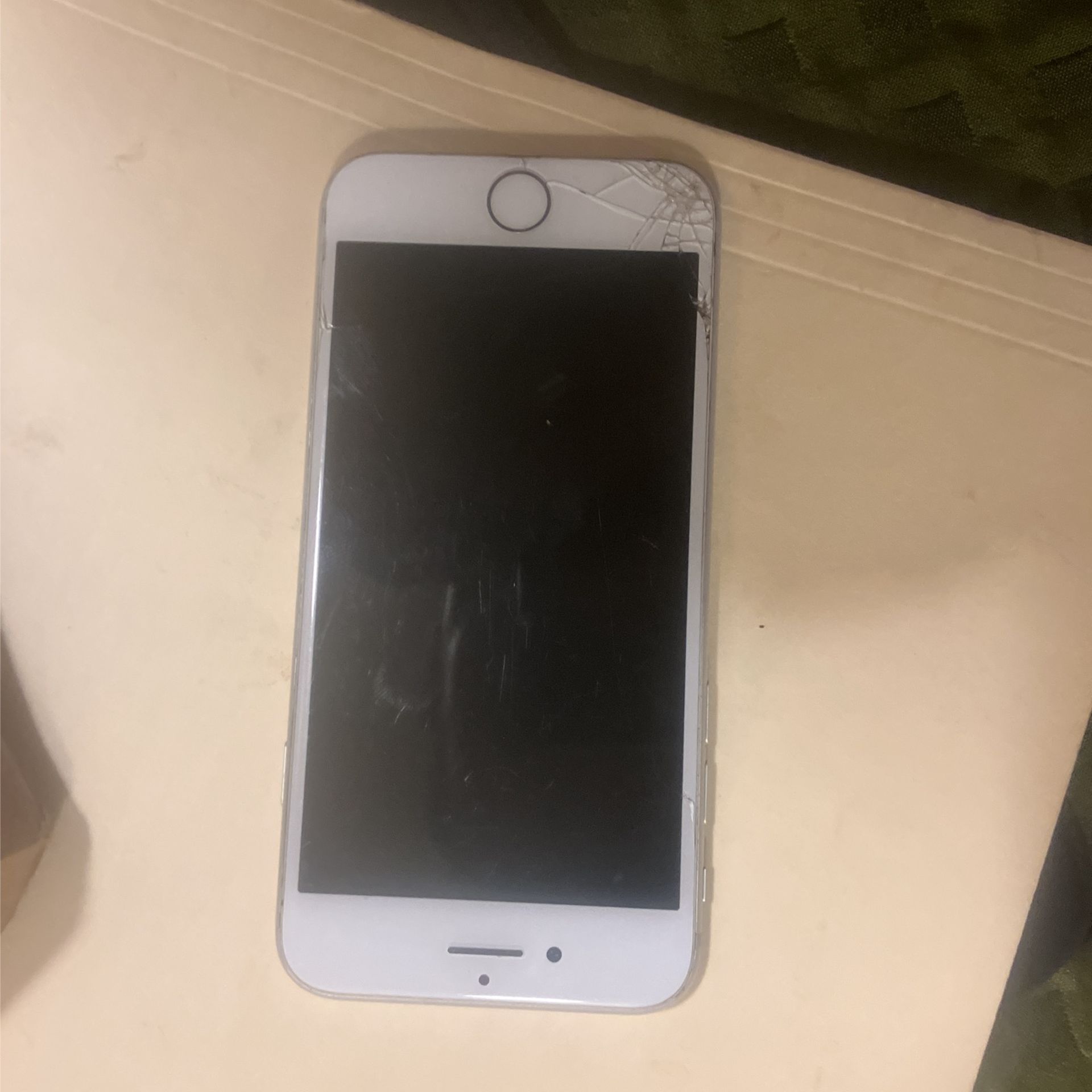 iPhone 8 Broken Front And Back Screens