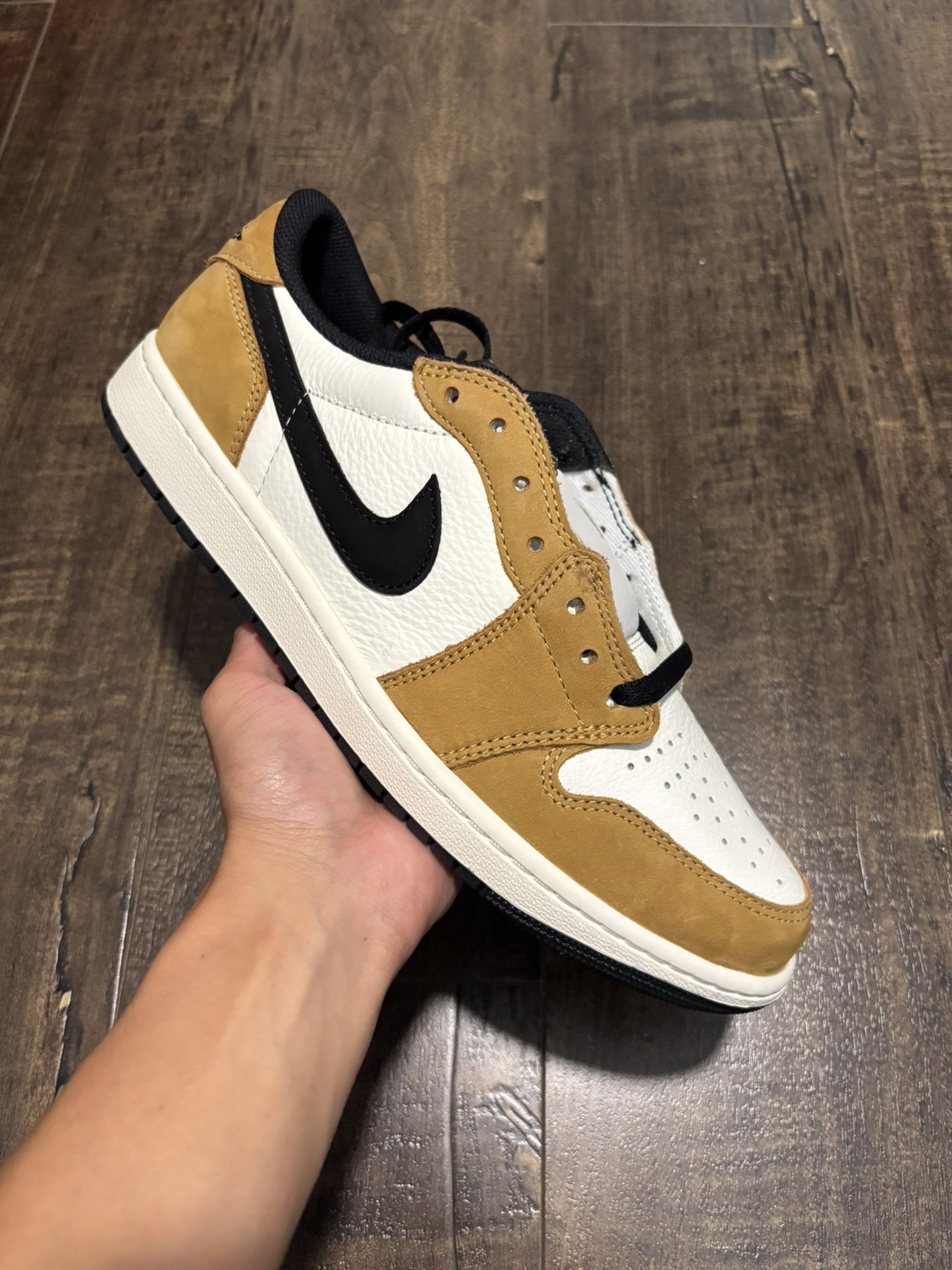 Jordan 1 Low Rookie of the Year