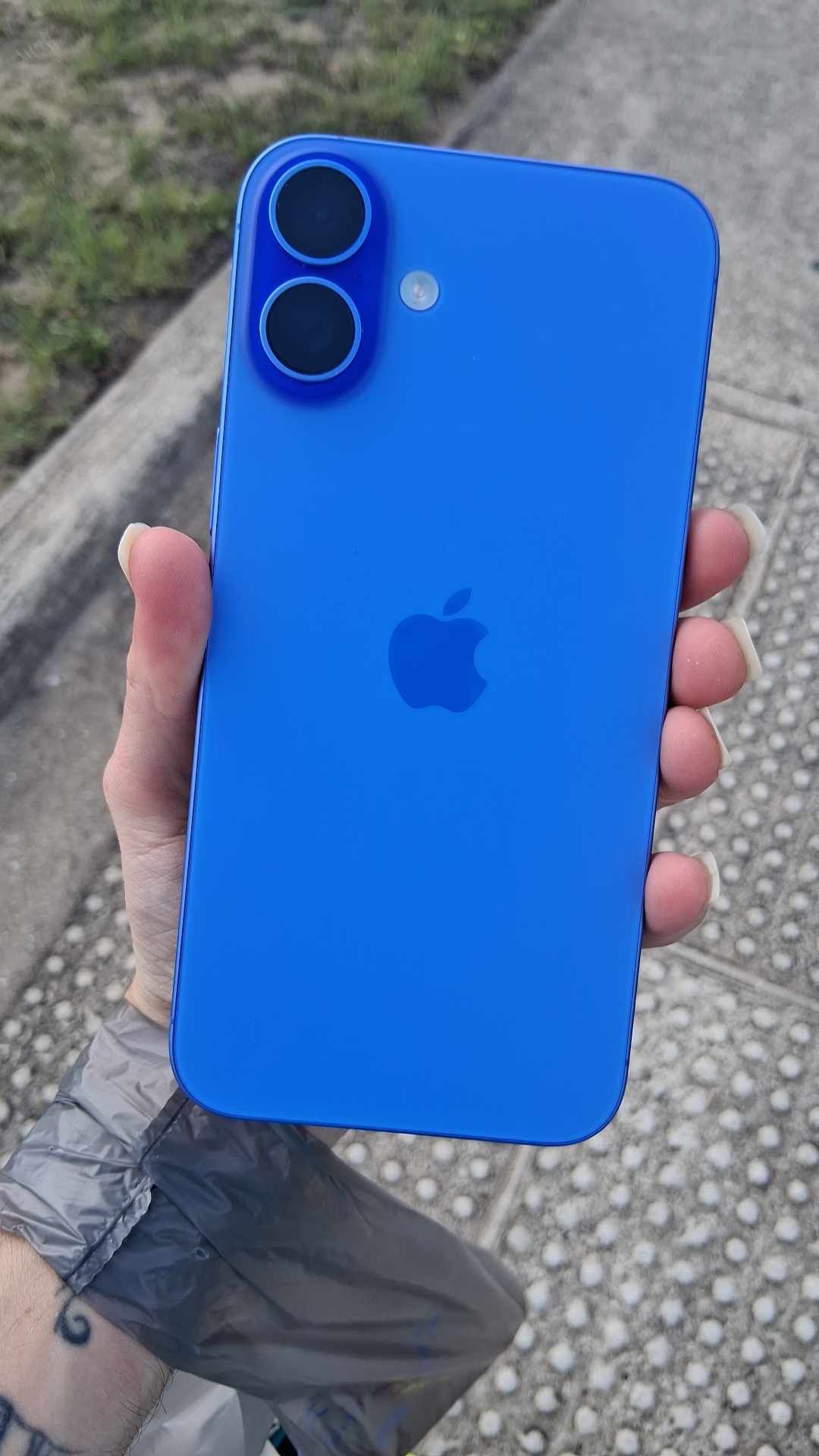 iPhone 16 Plus