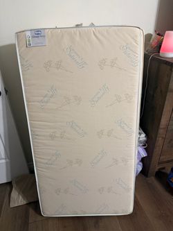 Baby crib mattresses