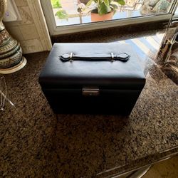 Jewelry Box Carry-on travel size