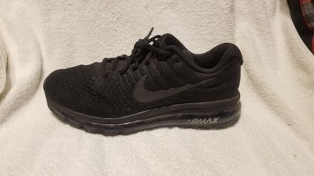Nike Air Max 2017 Size 10.5 - 8.5