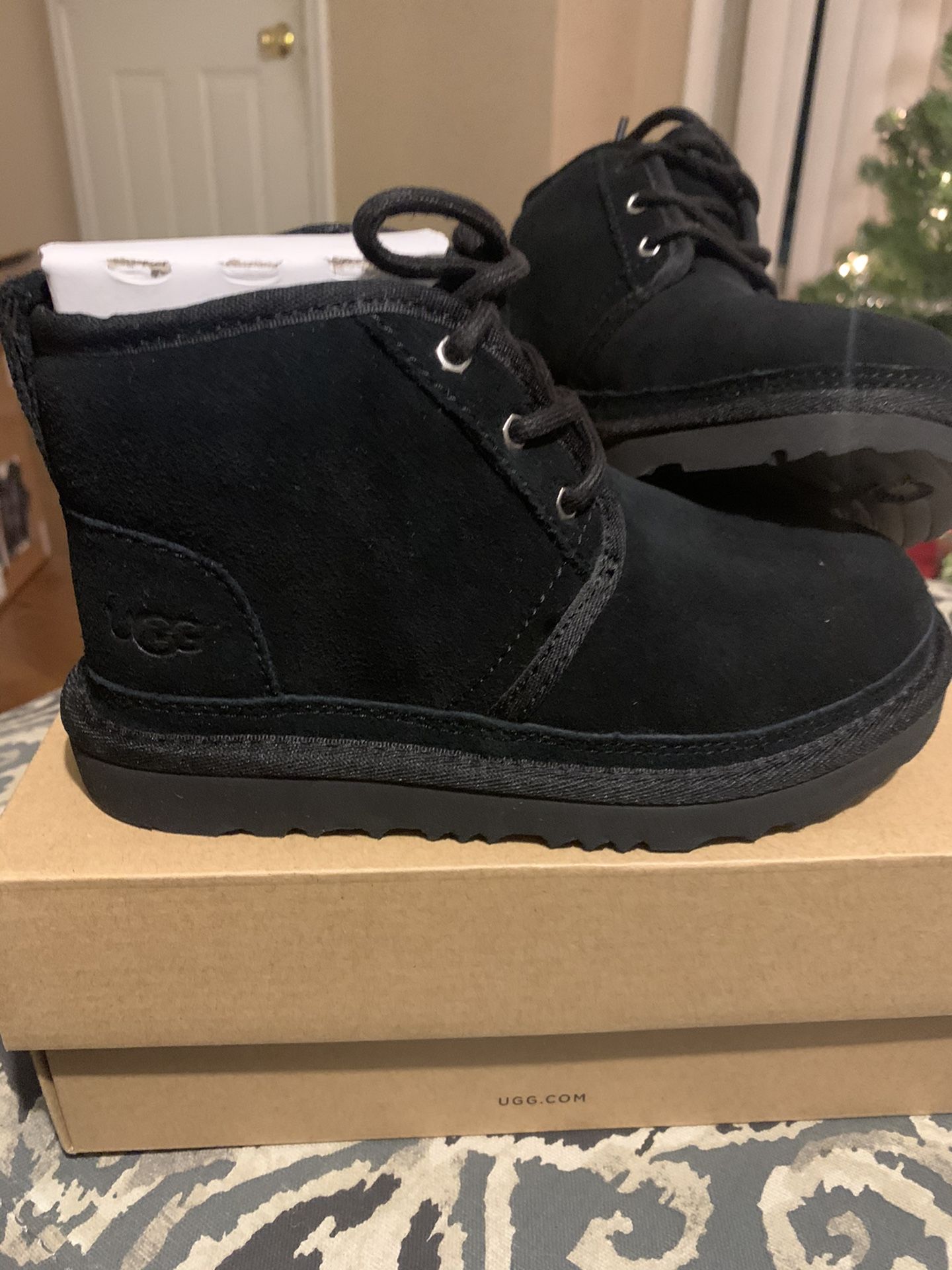 UGG® Neumel II Boot - Little Kid / Black