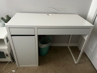 White Desk