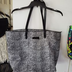 Very Bradley Black N White Large Tote