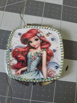 Compact mirrors