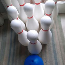 Kids Bowling Game 