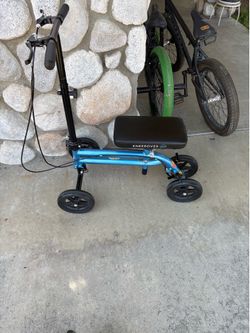 Knee scooter